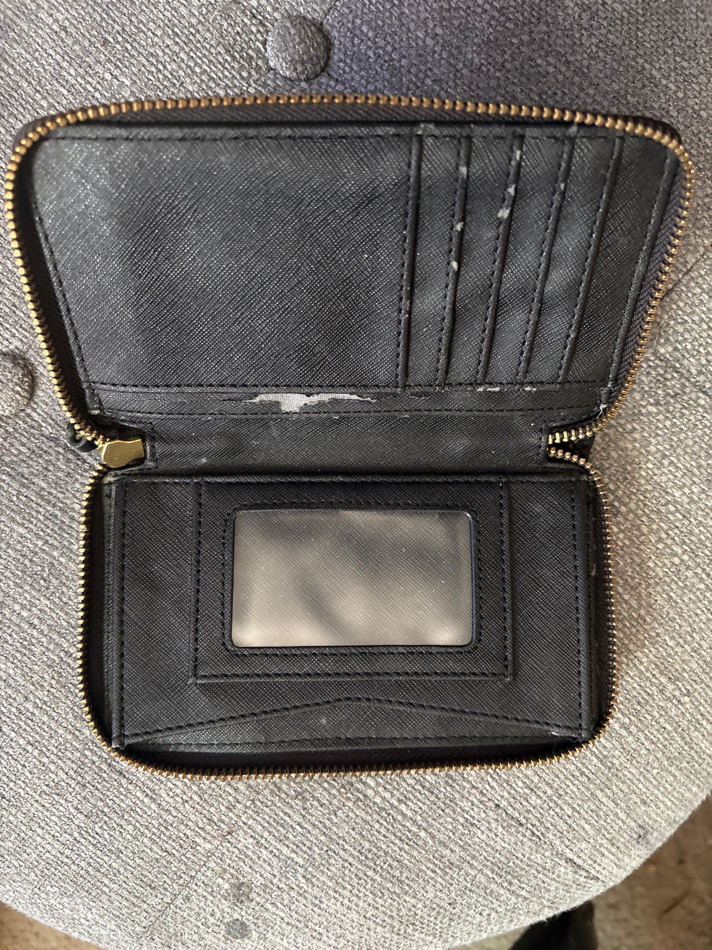 Fossil Tiegan Leather Clutch Wallet